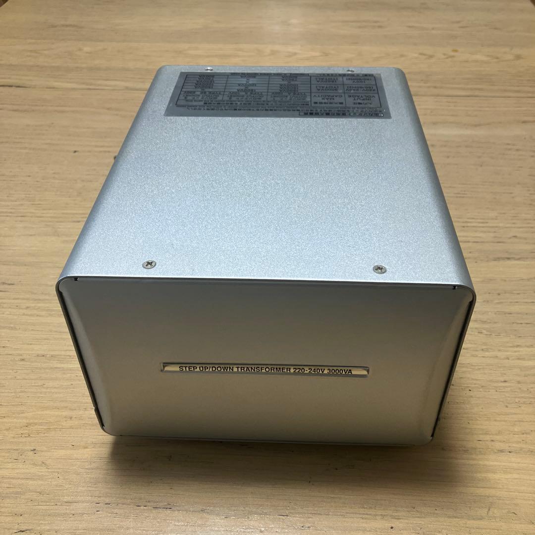 カシムラ　海外国内用変圧器　T TS-119C