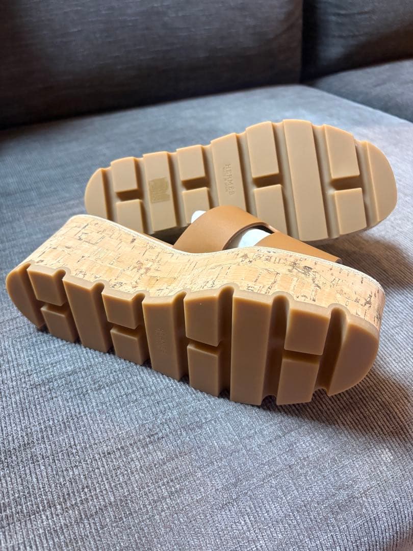 HERMES エルメス ブラウン 厚底オープントゥサンダル