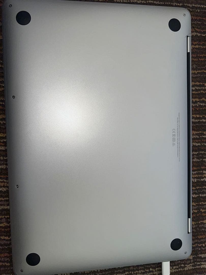 【sakura】MacBook Pro 13インチ 2020