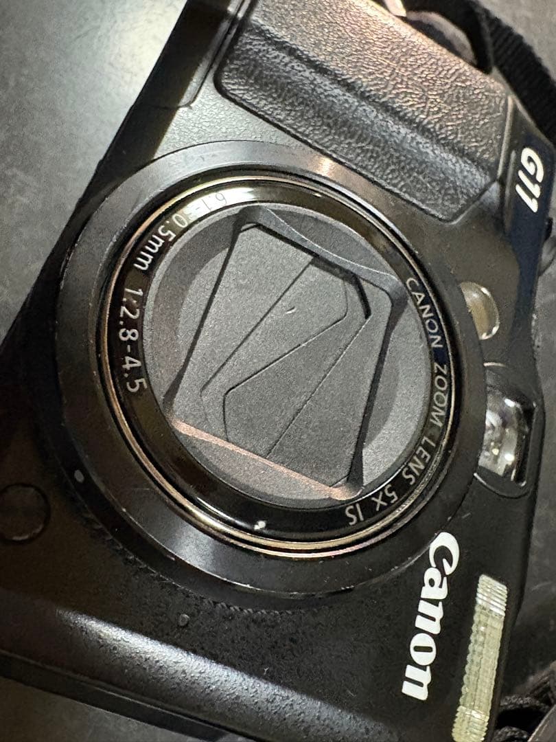 Canon G11 デジタルカメラ 本体とバッテリー