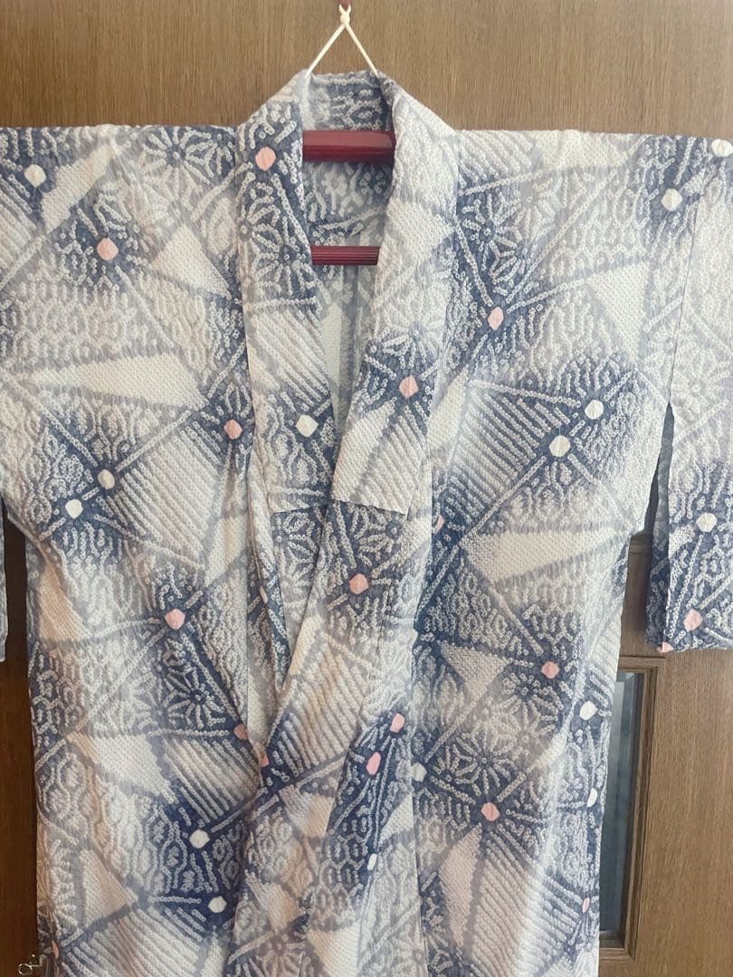 高級浴衣　有松絞り　身丈153 白紺　パステルカラー　有松鳴海絞り　切嵌吉祥文