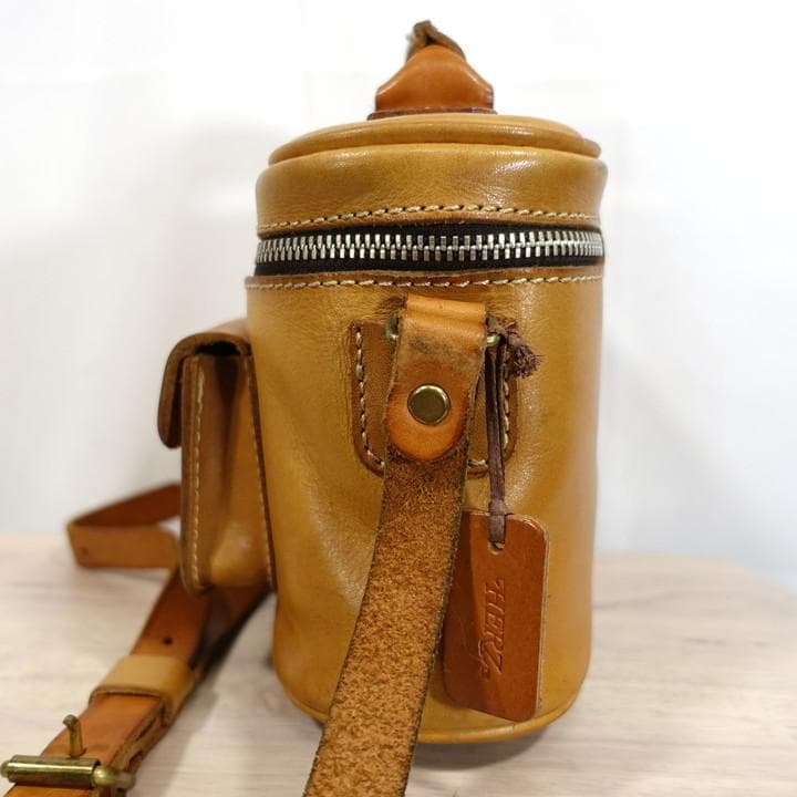 ★定番★ヘルツ　普段使いもできるミニカメラバッグ(N-5)　Herz