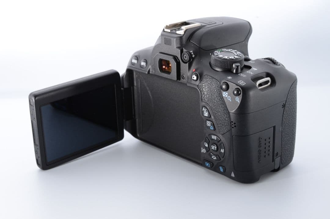 【美品・バッテリーグリップ付き】Canon Kiss X7i ダブルレンズセット