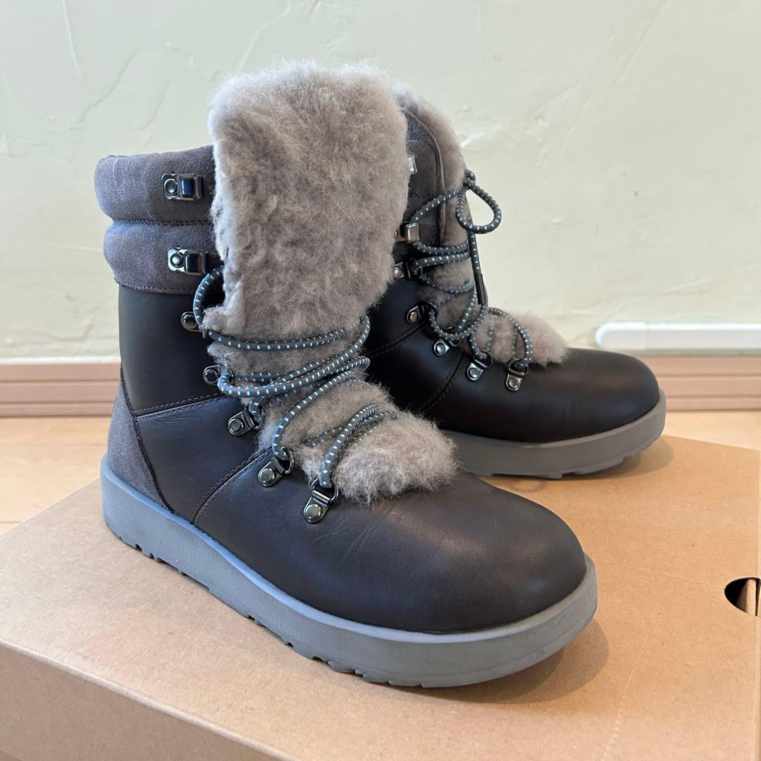 UGG VIKI WATERPROOF サイズ39 美品です！