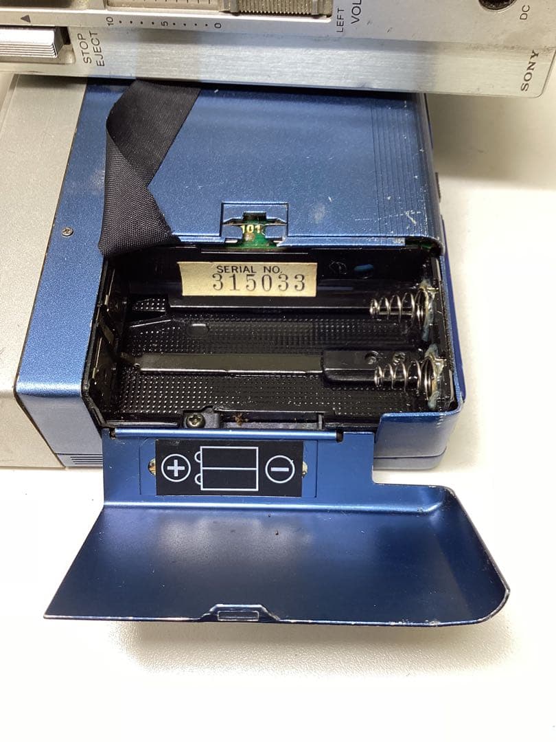 n*b様 昭和レトロ SONY WALKMAN TPS-L2 ステレオカセットプ