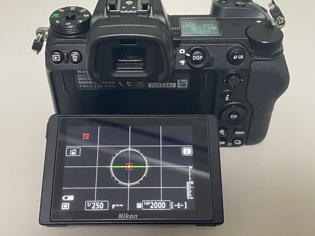 Nikon Z6 ミラーレスカメラ 中古 ボディ　シャッター数 6965