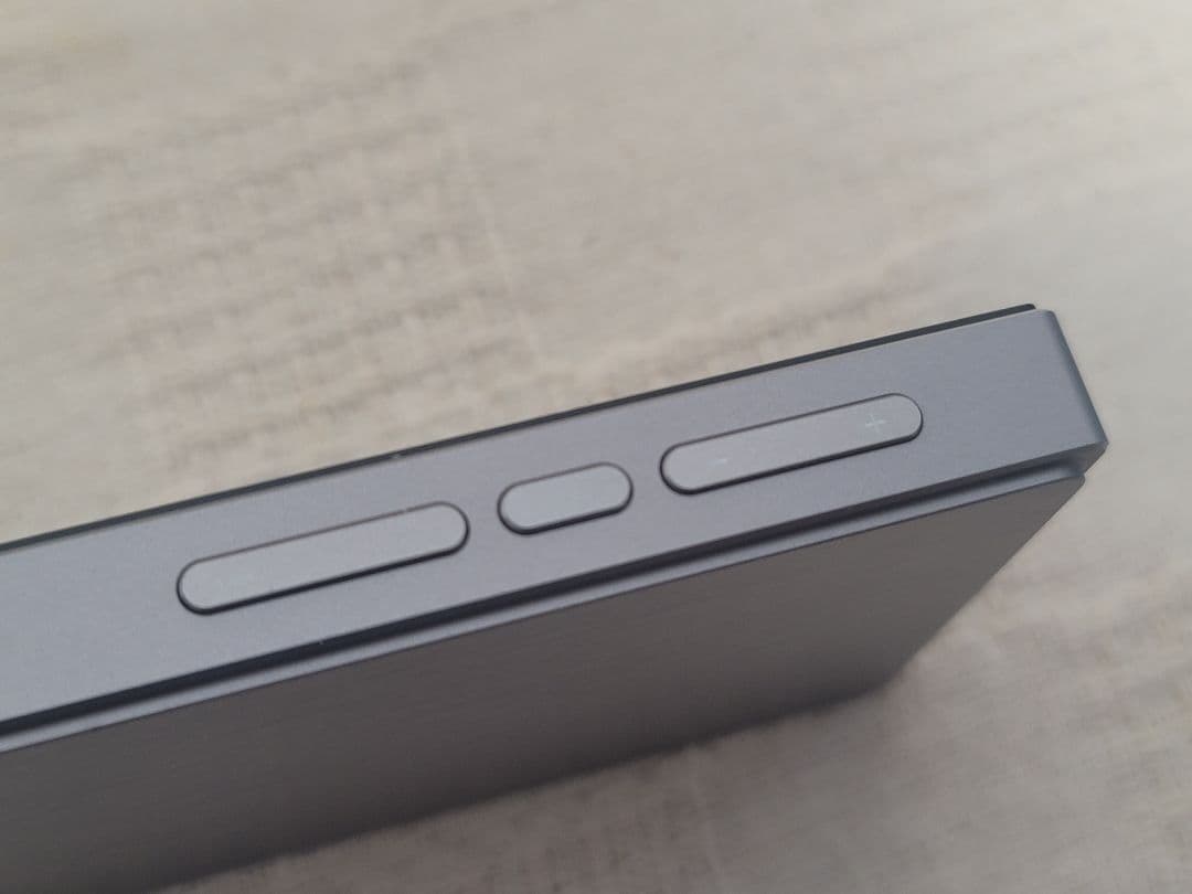 [美品] PLENUE M PM-64G-SL (64GB) : COWON