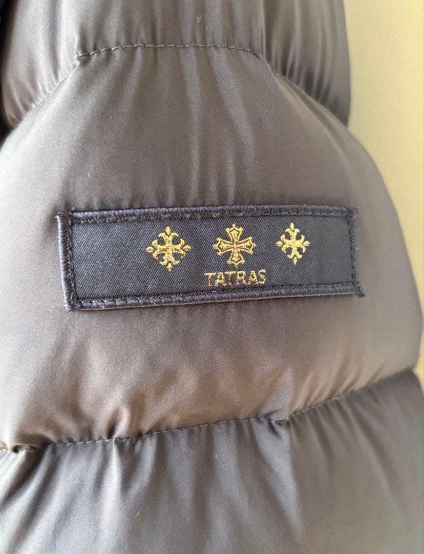 タトラス TATRASビームス別注ポリテアマダウンコート