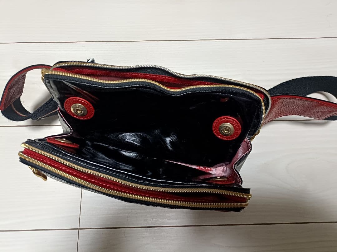 Orobianco LIMONTA 赤×黒 レザー メンズ ボディバッグ