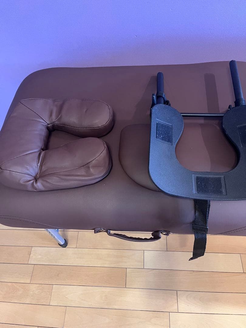 セブンエステ超軽量アルミ製　折りたたみ 簡易ベッド FLY エステべッド