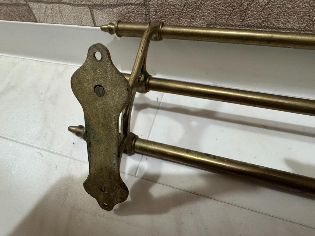 アンティークなタオルハンガー　バー3本