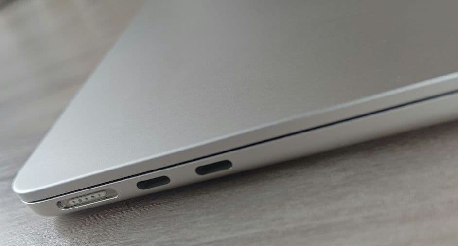 Macbook Air m2 512GB 16GB 色：SL【ジャンク・故障】