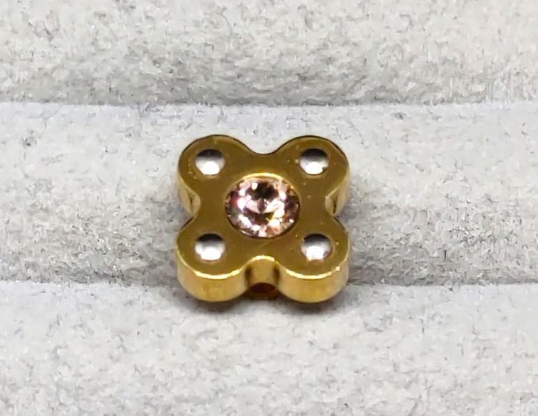 LOUIS VUITTONルイヴィトン　LE1122 　ピアス片耳用　40401