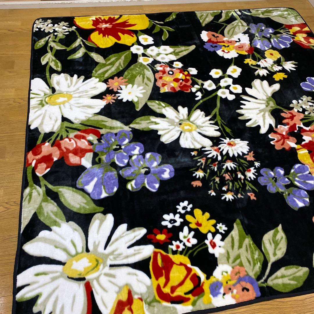 【新品】カーペット カバー185x185cm 2畳 ラグ 北欧風　花柄　洗える