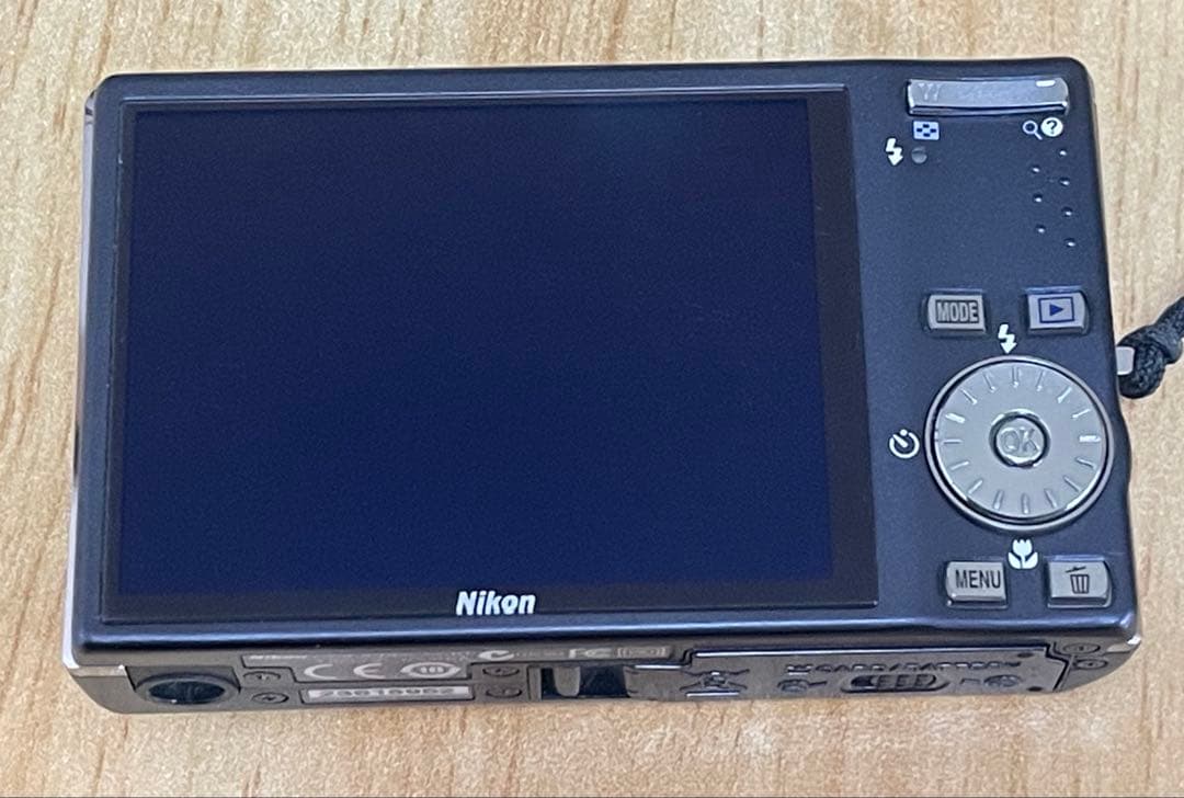 デジタルカメラ Nikon COOLPIX S610