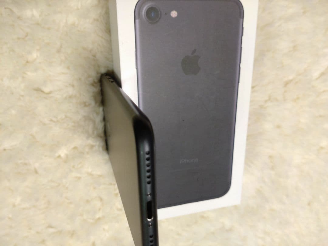 iPhone7 32GB ブラック simフリー 美品 バッテリー95%