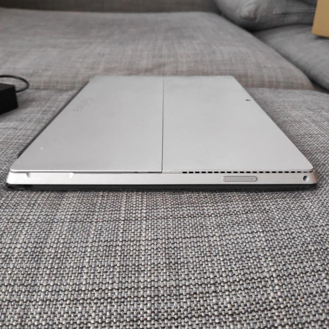 Microsoft Surface pro3 キーボード/AC充電コードあり