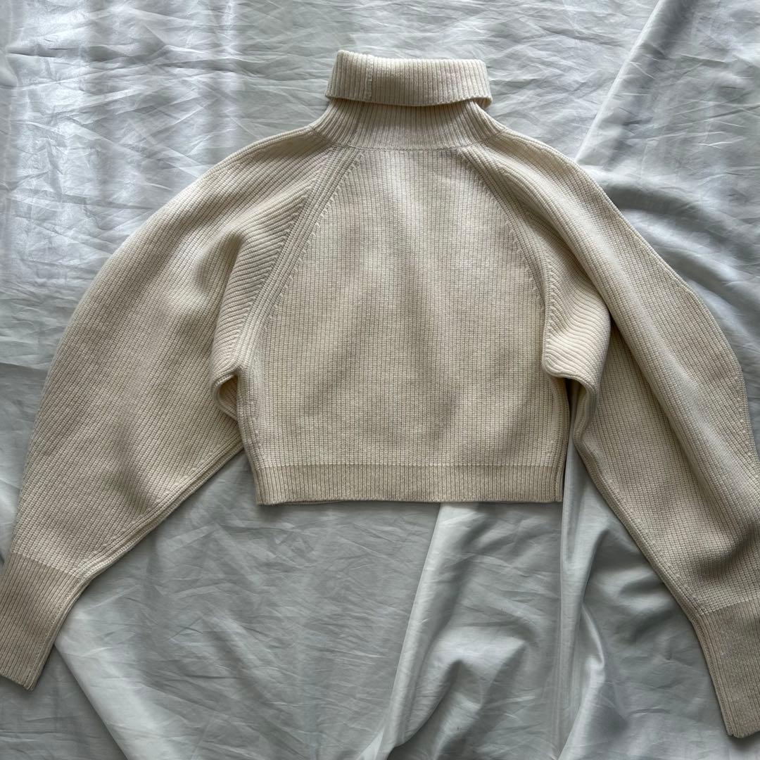 美品♡【Cygne】タートルニット コクーンスリーブ Rene クリーム 白