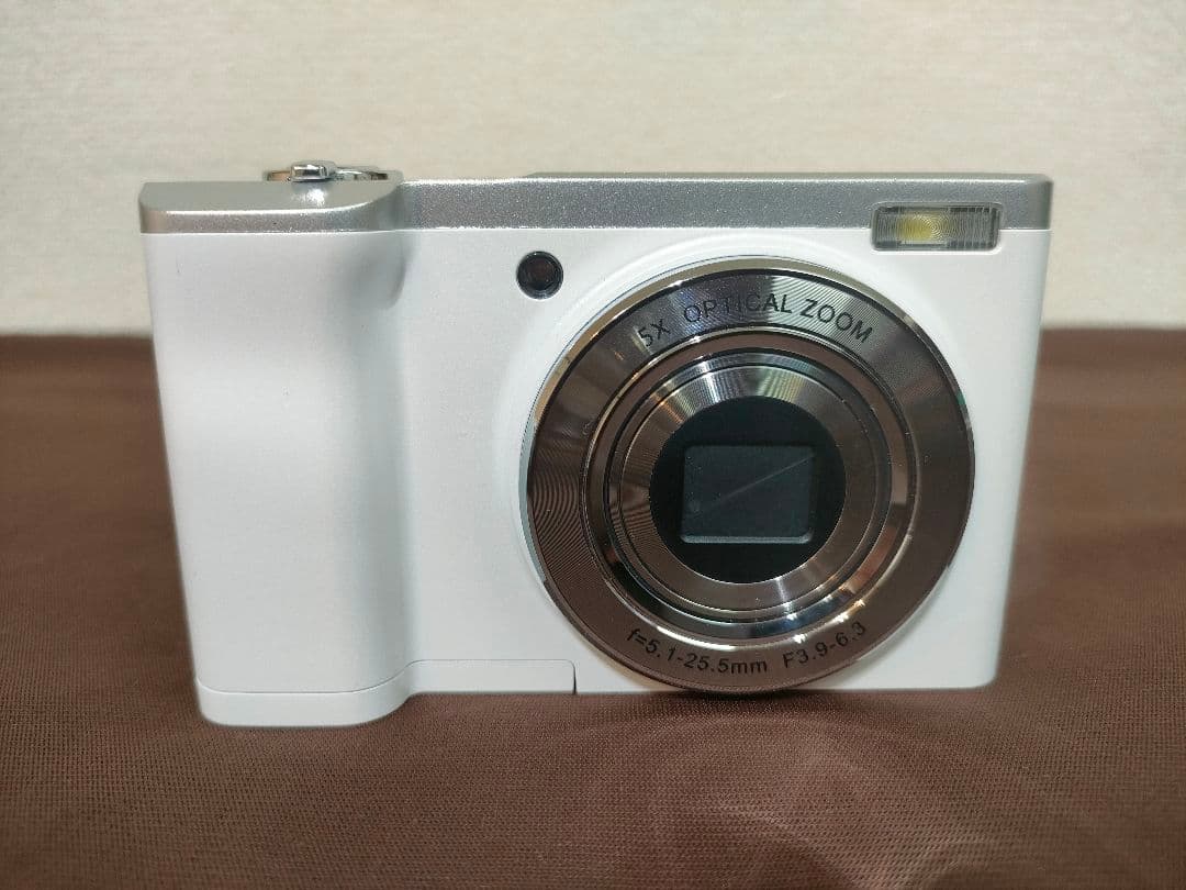 ⭐ケンコーkc-zm08 人気のホワイト コンパクトデジタルカメラ⭐