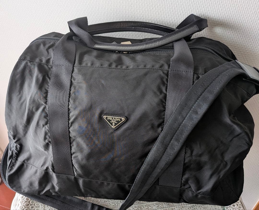 レアプラダボストン