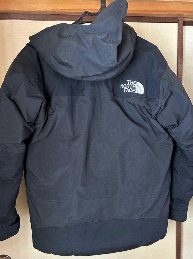 THE NORTH FACE ブラック マウンテンダウンジャケット
