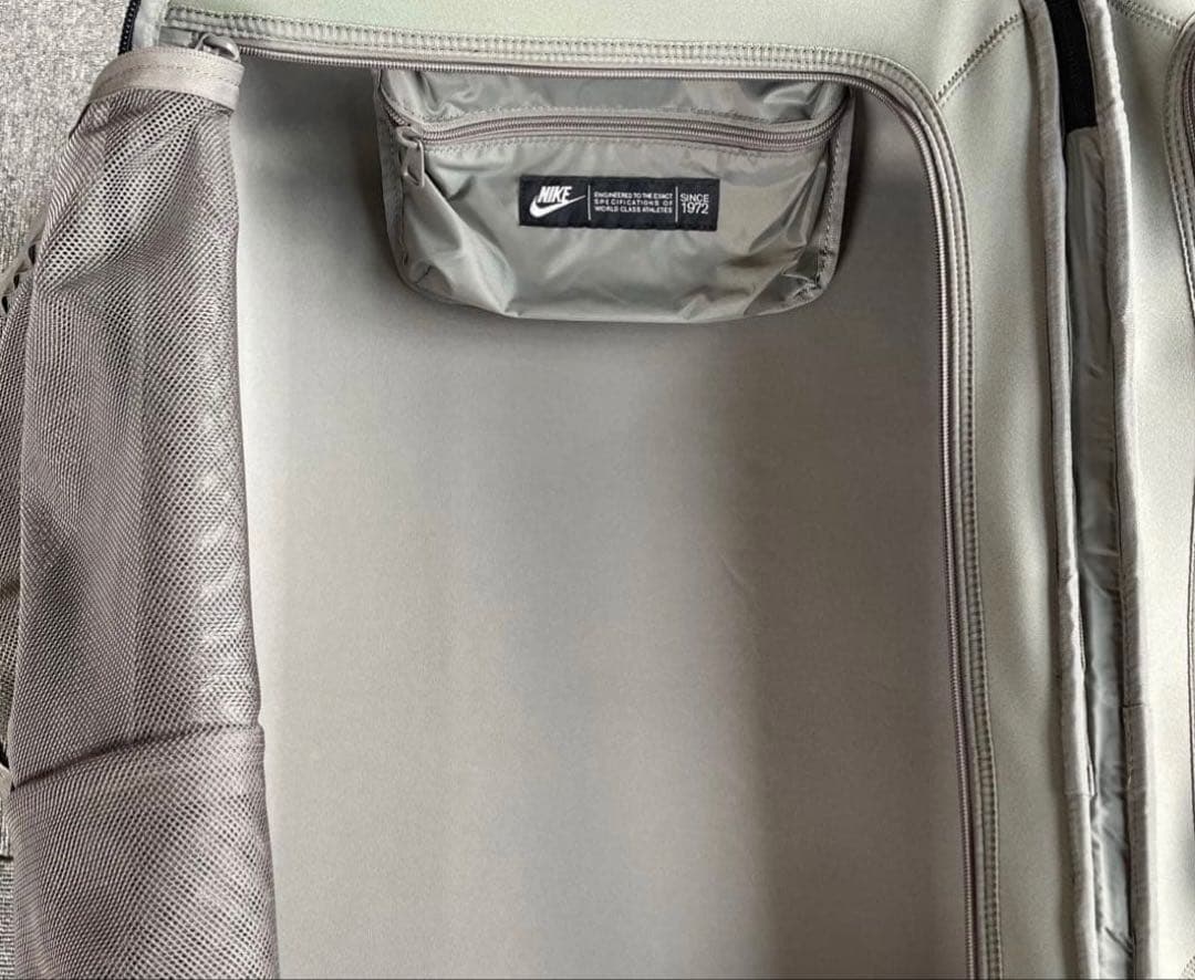 ★美品★Nike 大型キャリー黒