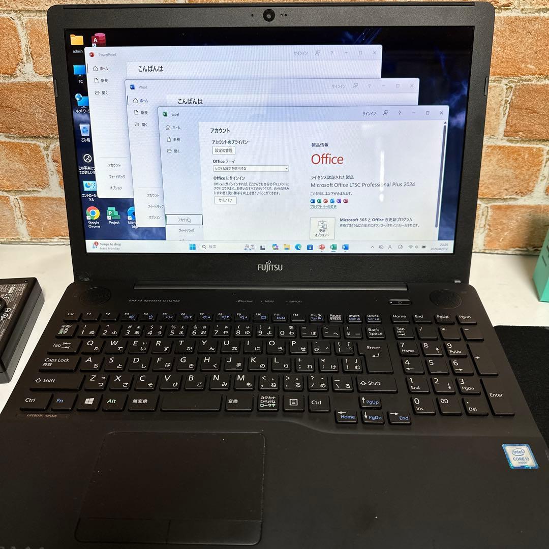 美品　富士通ノート PC SSDサクサク起動Webカメラ　Win11オフィス付き