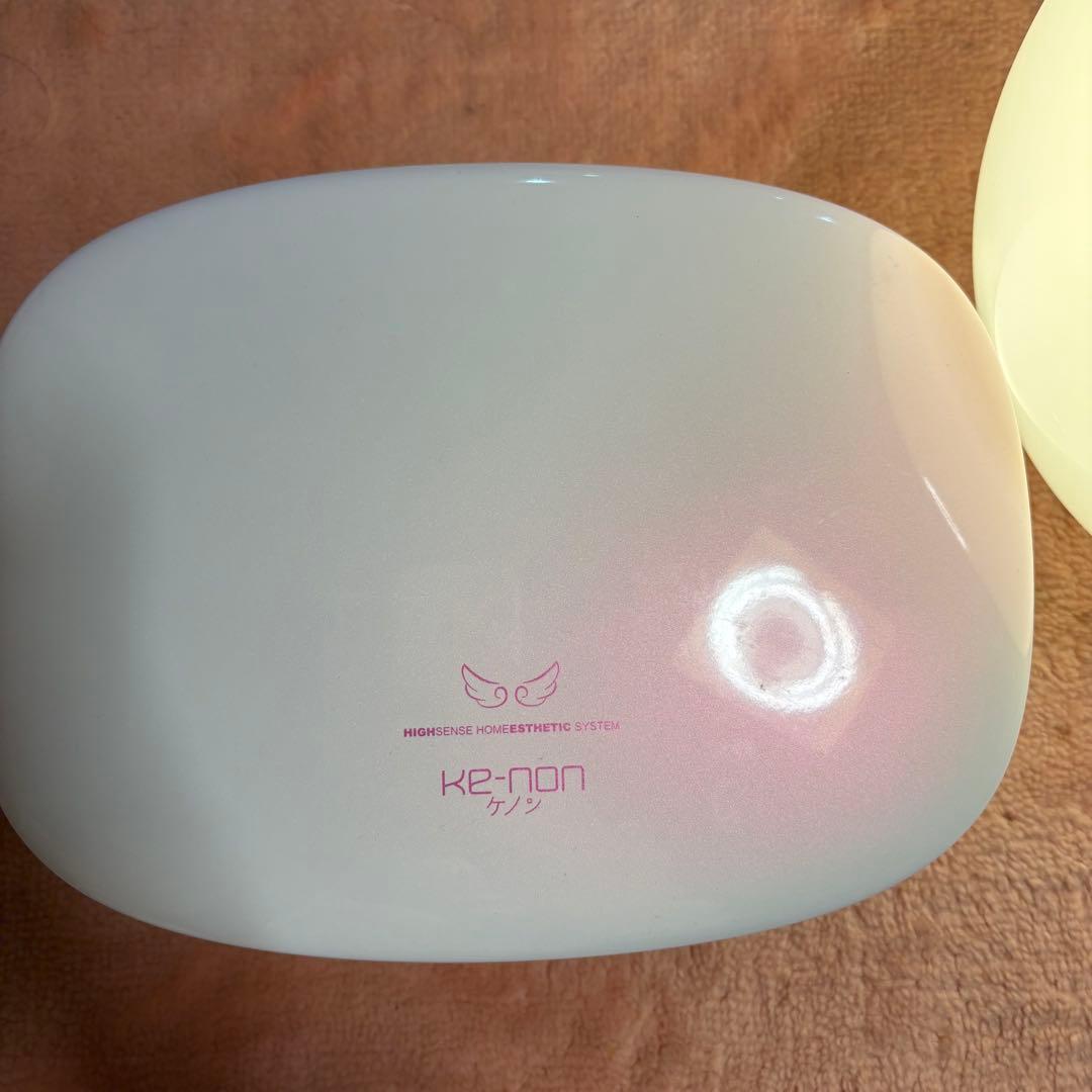 【超美品】【99.5%残】ke-non 脱毛器 ホワイト カートリッジ２個付！