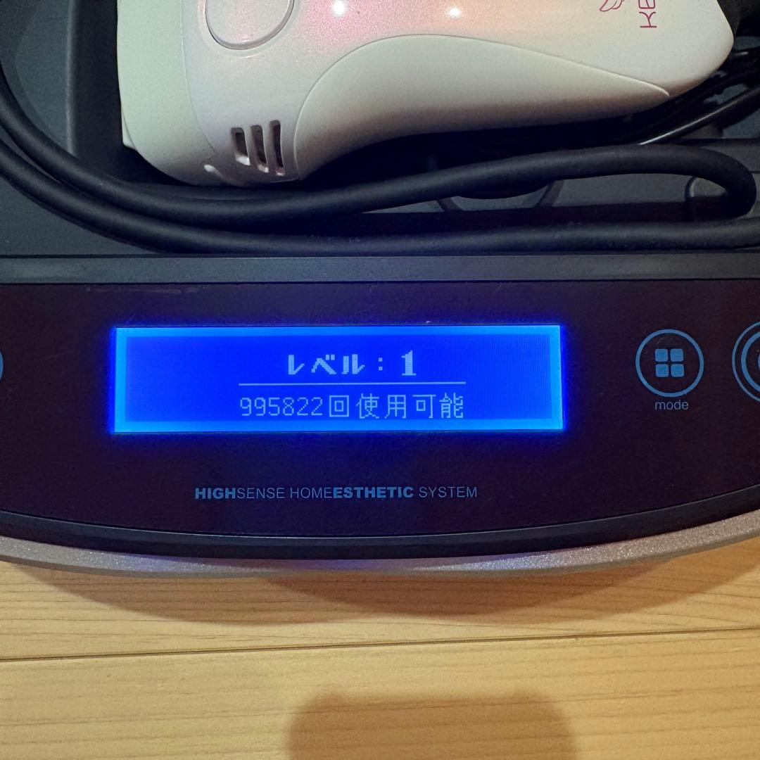 【超美品】【99.5%残】ke-non 脱毛器 ホワイト カートリッジ２個付！