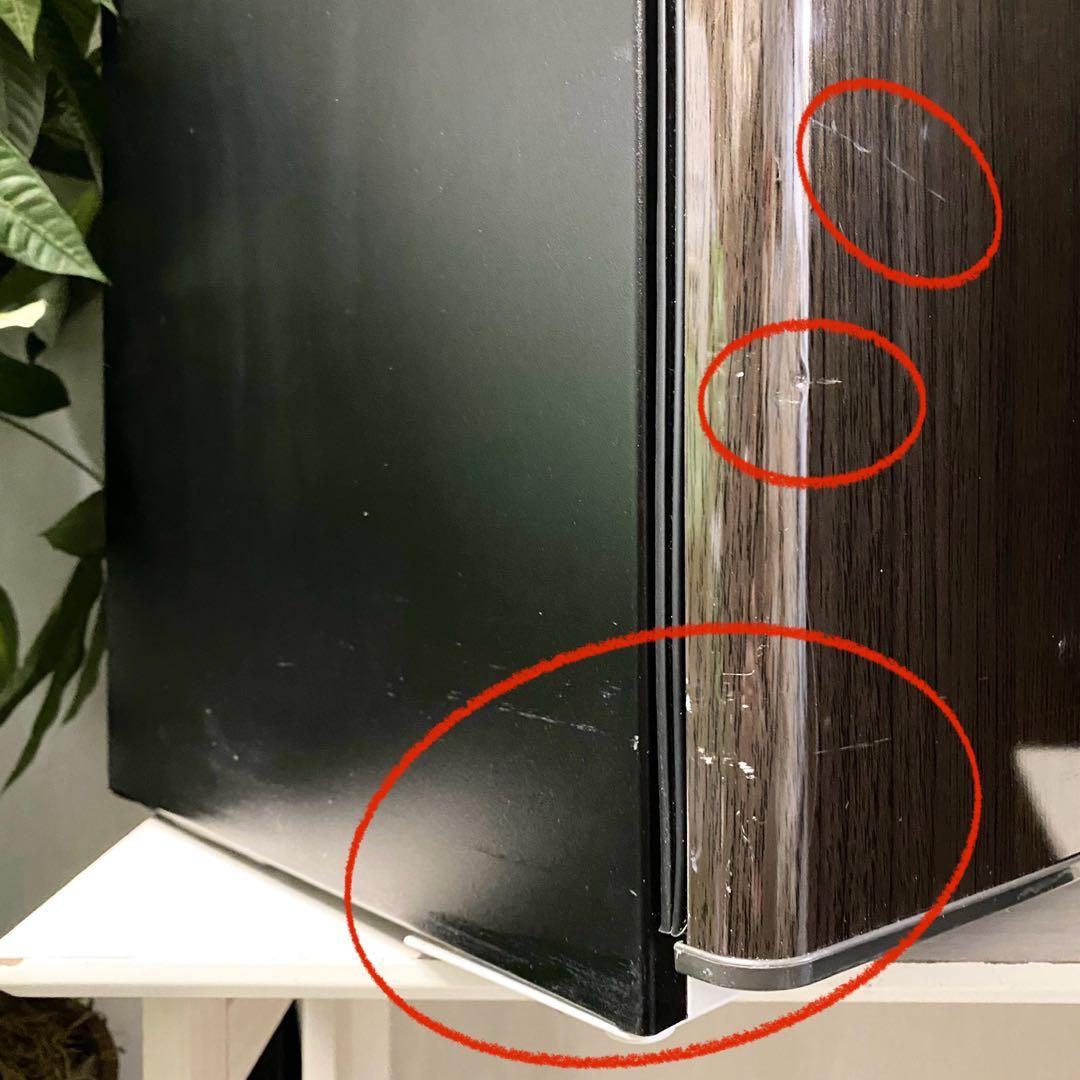 ダークな木目調がカッコいい！1ドア冷蔵庫40L