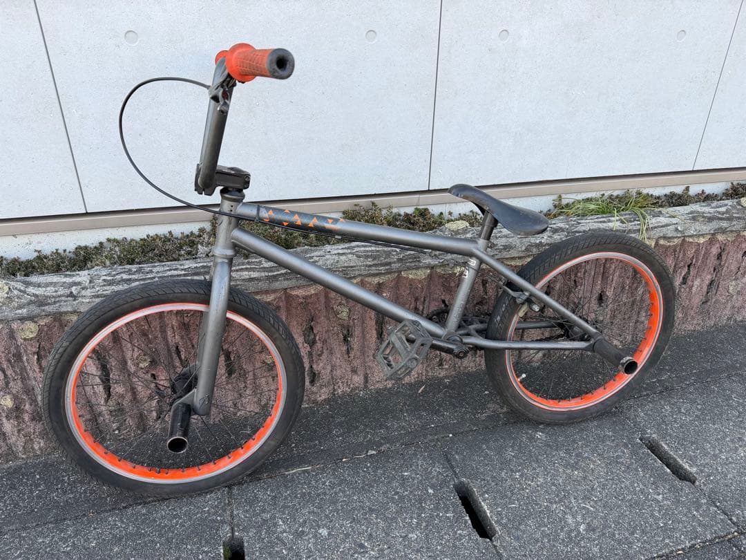値下げ! ORANGE BMX 自転車 トリック ペグ付き