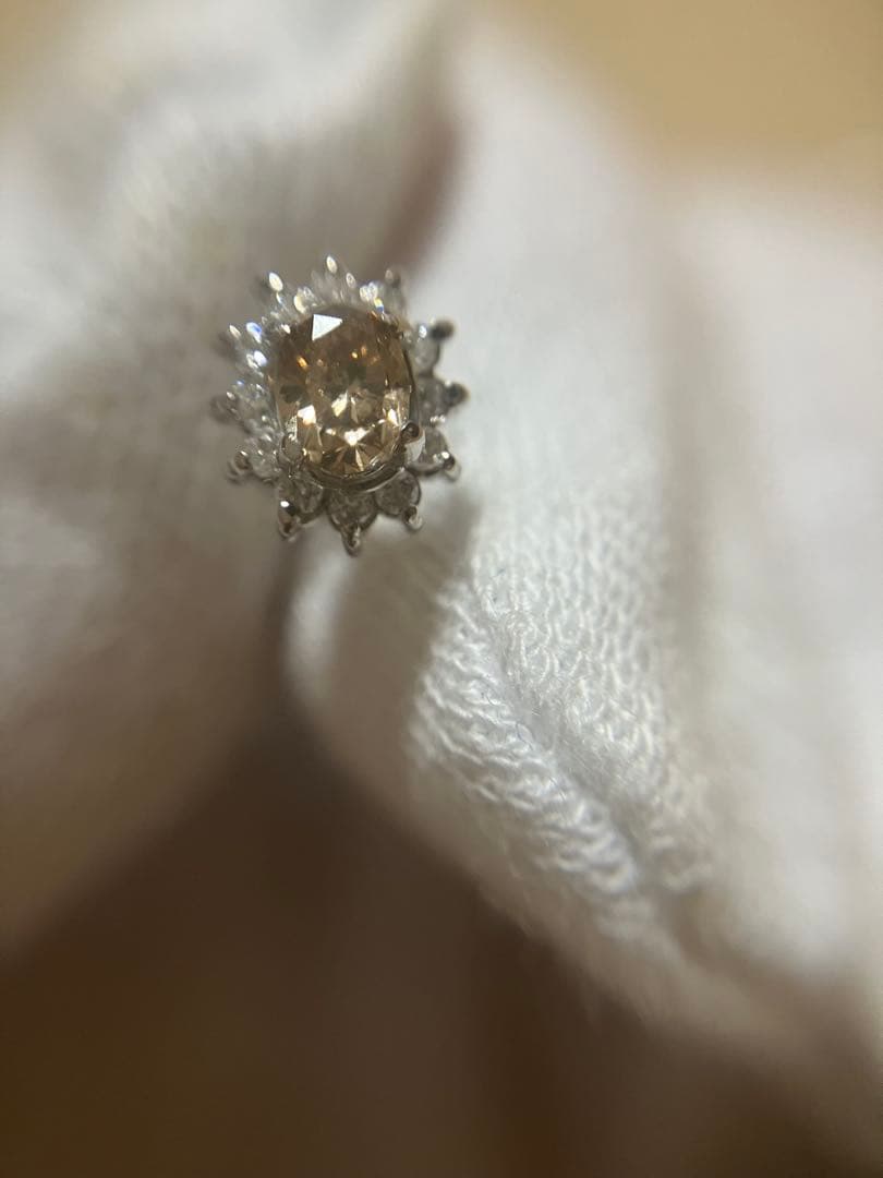 鑑別カード付天然ブラウンダイヤモンド ピアス 0.31ct オーバル&ラウンド