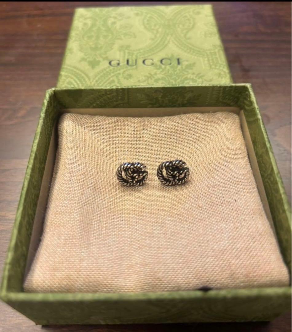 【正規品】Gucci シルバー スタッドピアス