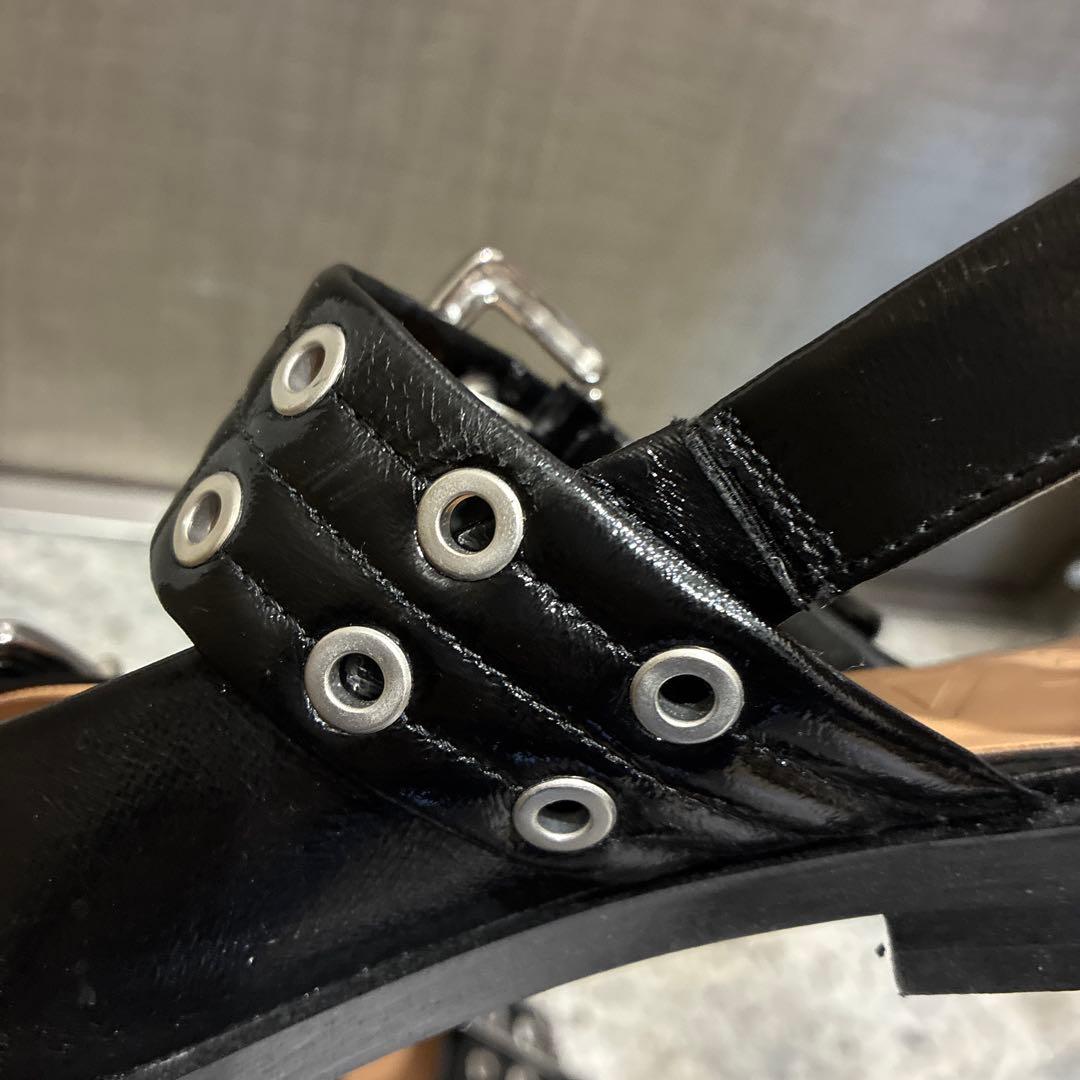 ガニー　GANNI アンクルストラップ付きブラックパンプス　パンプス個性　北欧