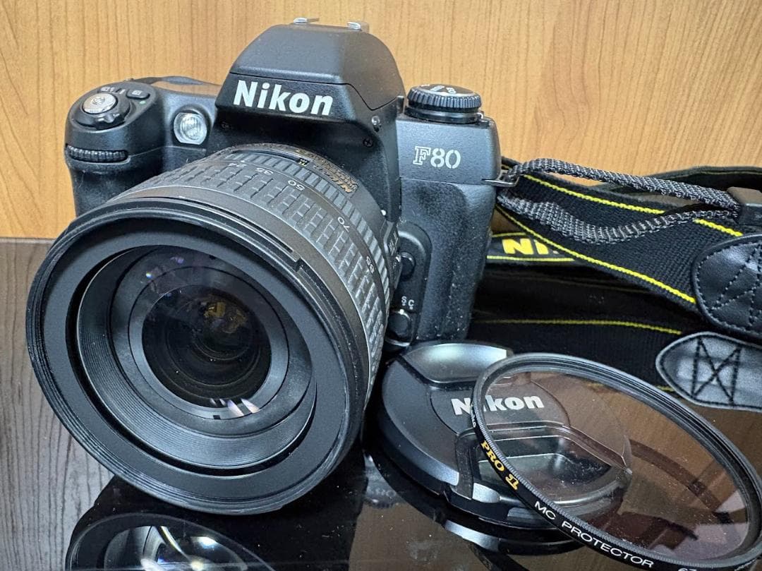 ニコン　Nikon F80 + AF-S 24-85mm F3.5-4.5 ED