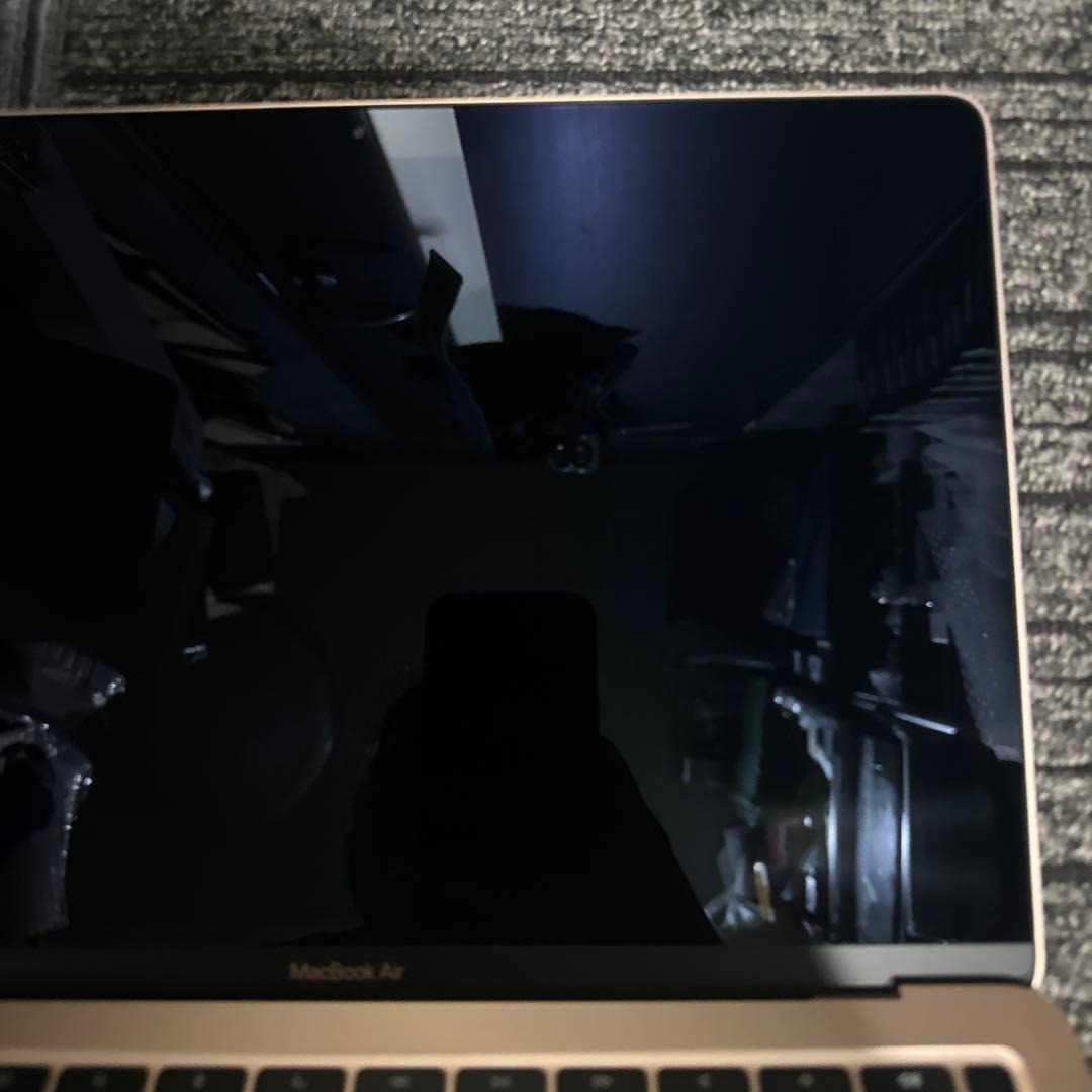 MacBook Air 2020 13インチ M1 8GB 256GB 10