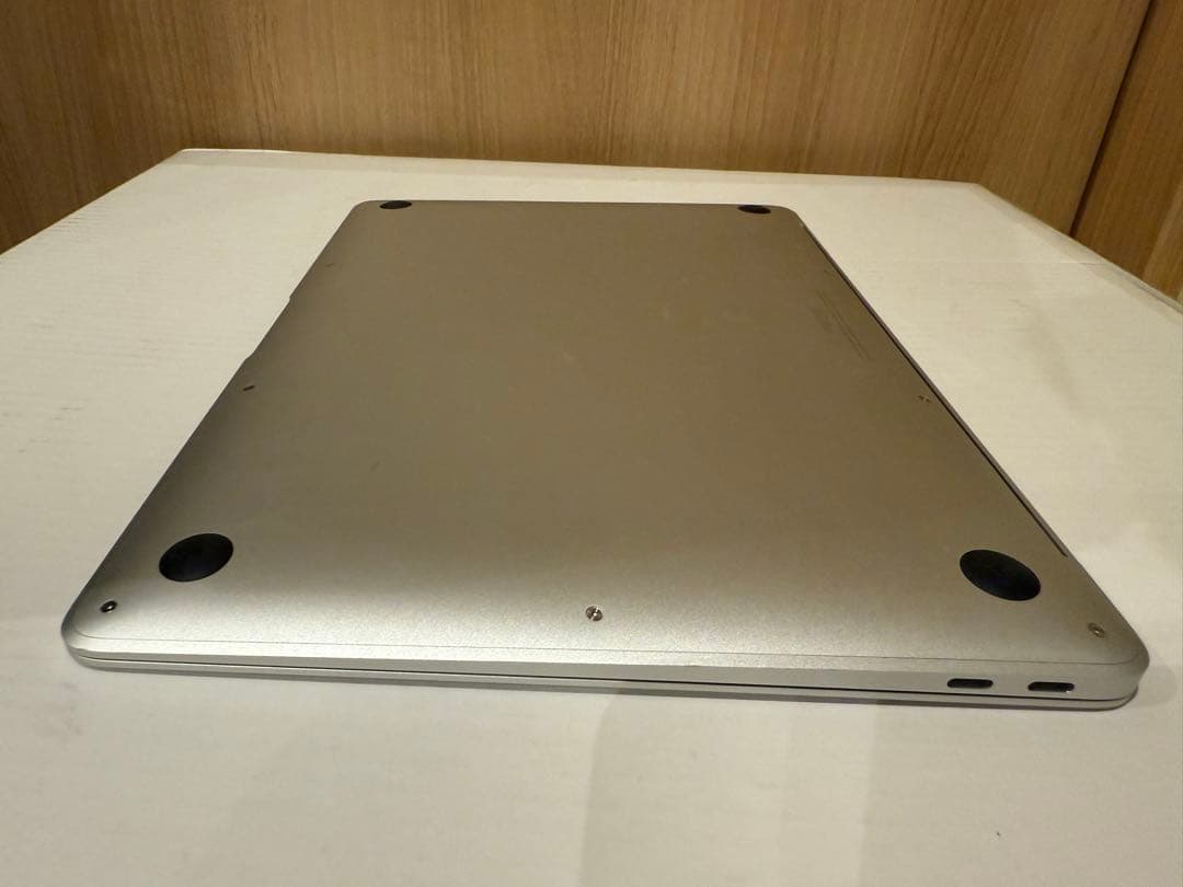 MacBook Air M1スペーグレイ