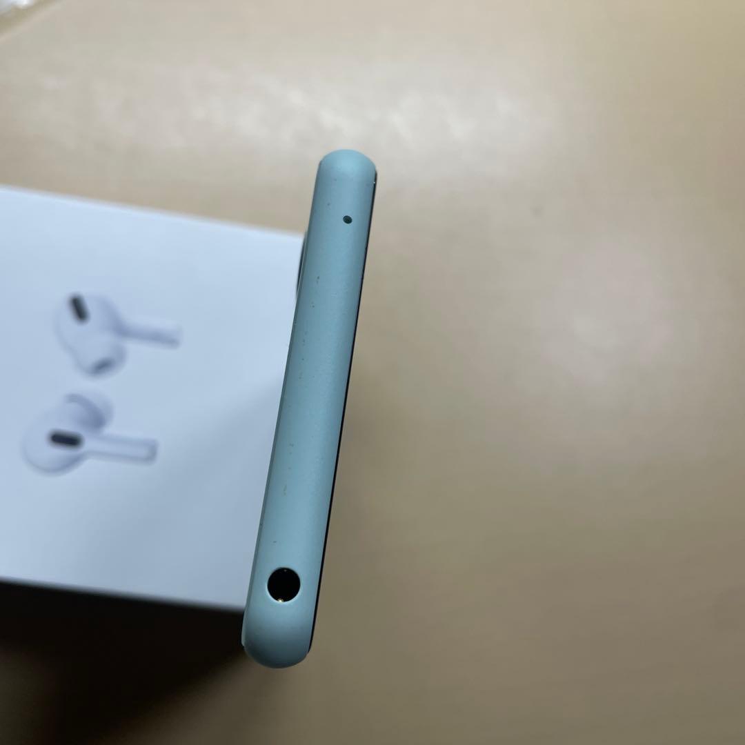 Xperia 10 II 64GB SIMフリー　SOV43 割れなし