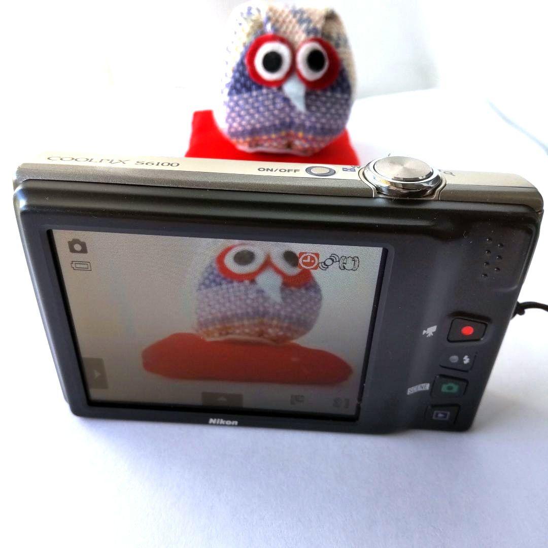 Nikon COOLPIX S6100 シャンパンシルバー(箱、付属品あり)
