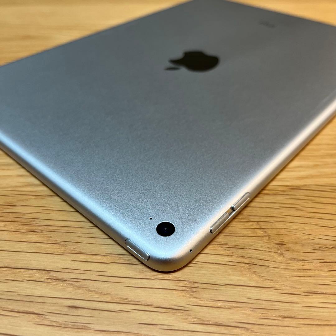 Apple iPad Air2 Wi-Fiモデル 64GB シルバー 美品