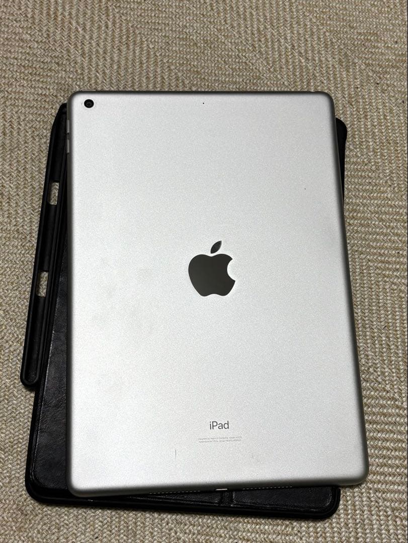 Apple iPadAirシルバー 本体