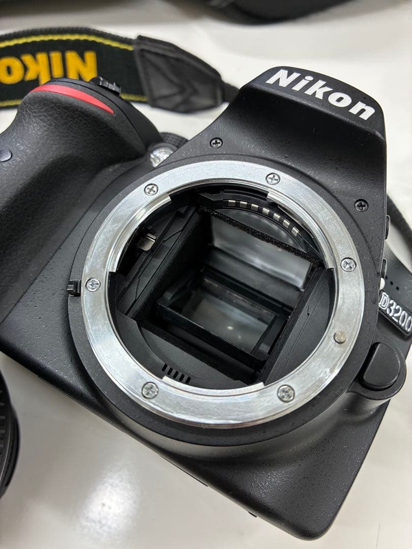 Nikon ニコン D3200 デジタル一眼レフカメラセット【フラッシュ故障？】