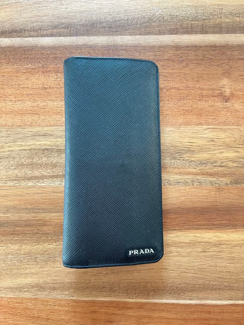 ク*ー様 PRADA ブラックレザー 長財布