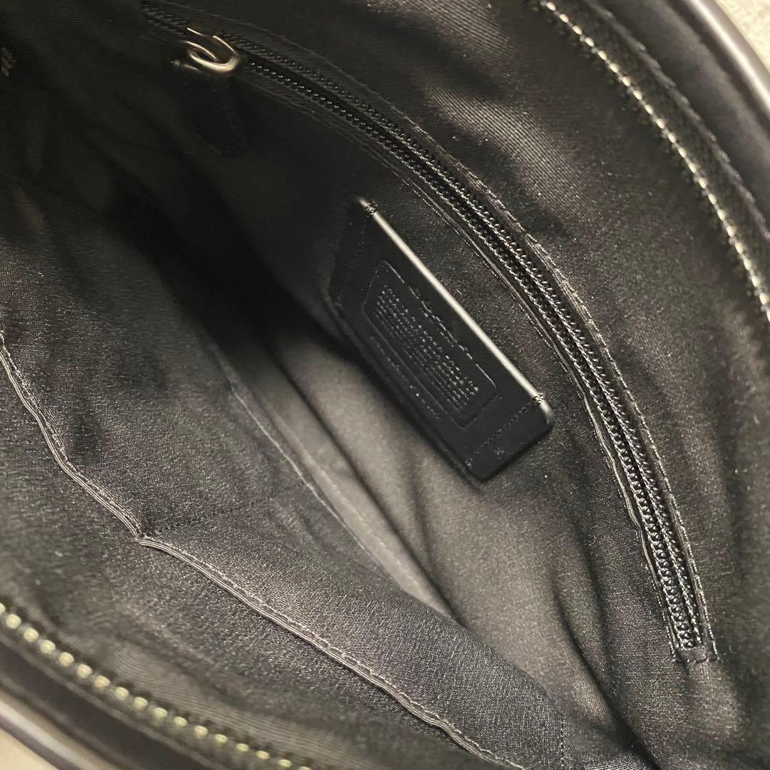 らむ！美品　コーチ ショルダーバッグ　 レザー 黒 グラハム　F78147