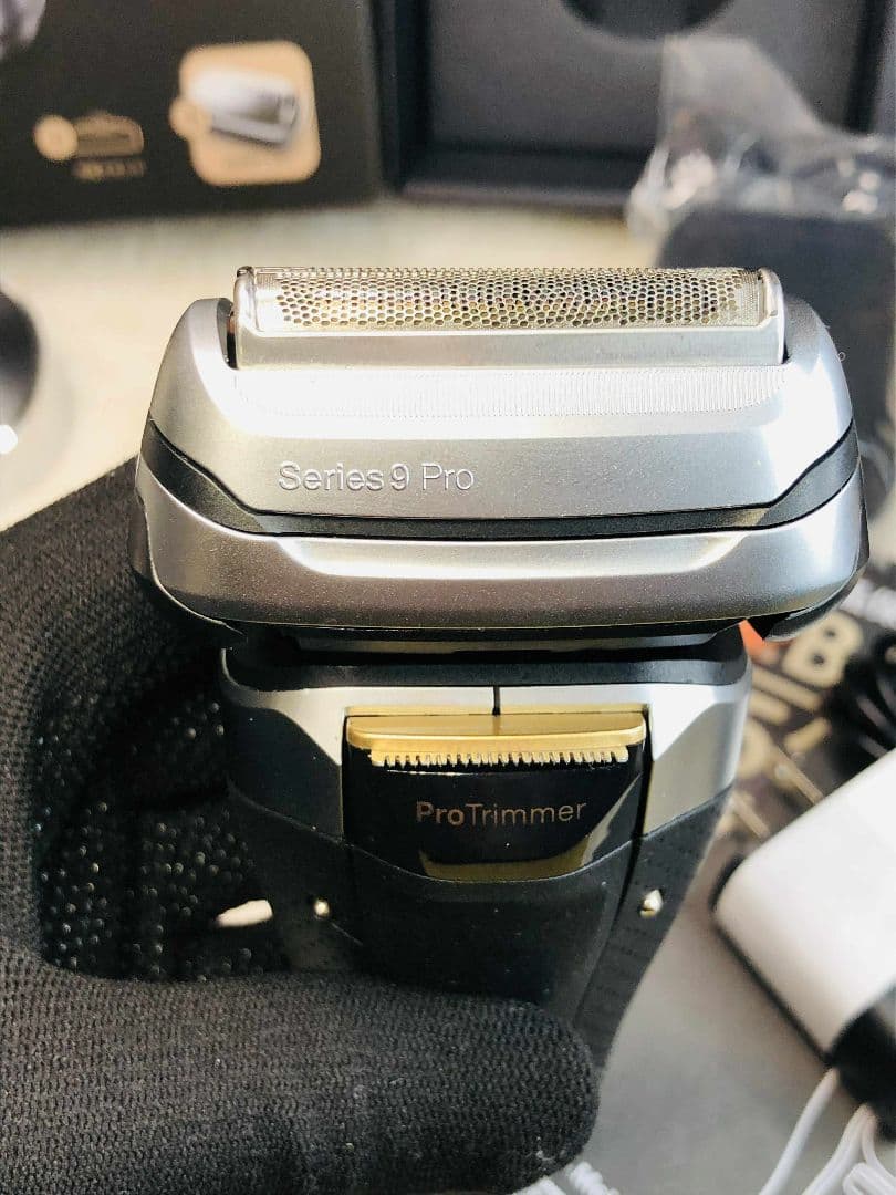 【未使用に近い】Braun S9 PRO+ 9537s メンズ電気シェーバー