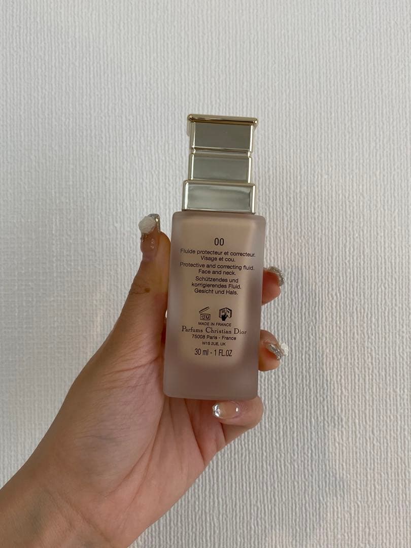 DIORプレステージ ホワイト ル プロテクター UV ミネラル BB / 00