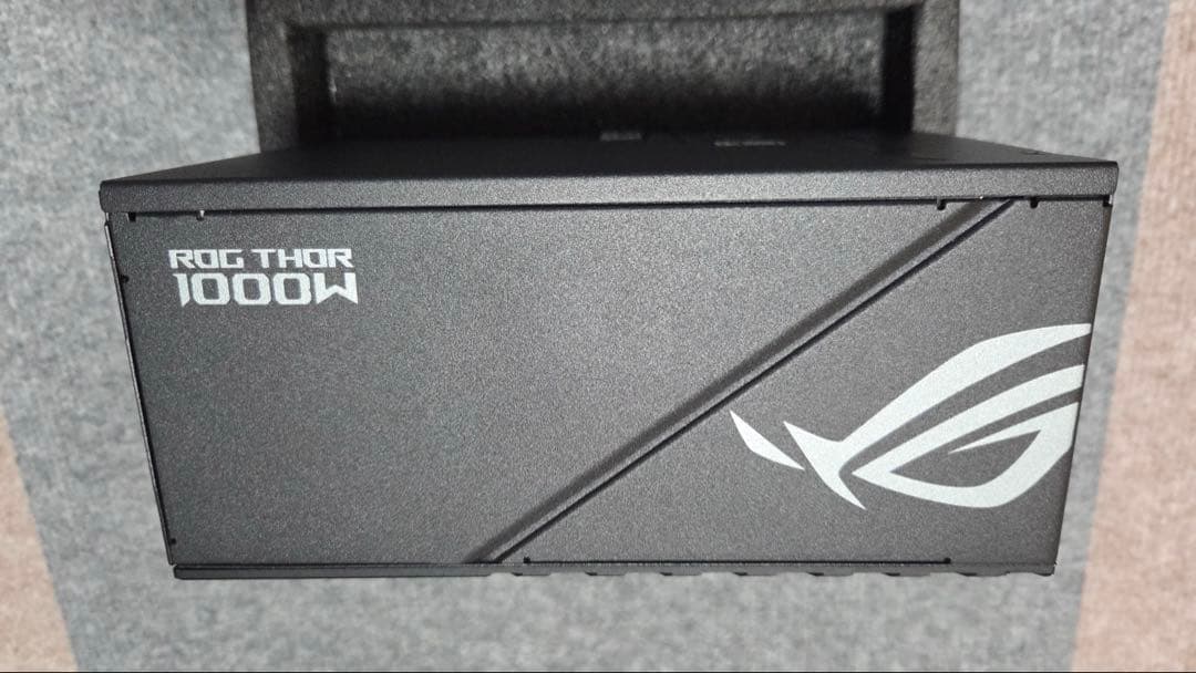 電源ユニット ASUS ROG THOR 1000W PLATINUM II