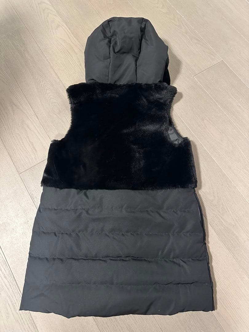 エムプルミエエコムートンダウンベスト 黒