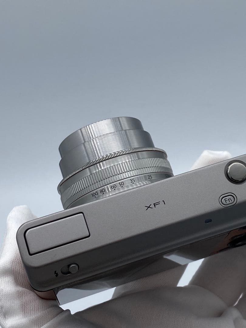 【返品保証・動作確認済】FUJIFILM XF1