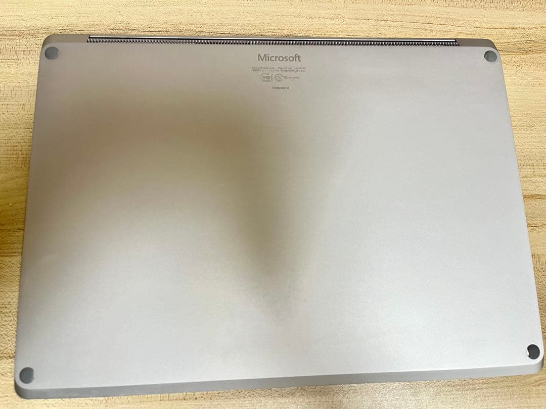 Surface Laptop 2 13.5インチ #プラチナ